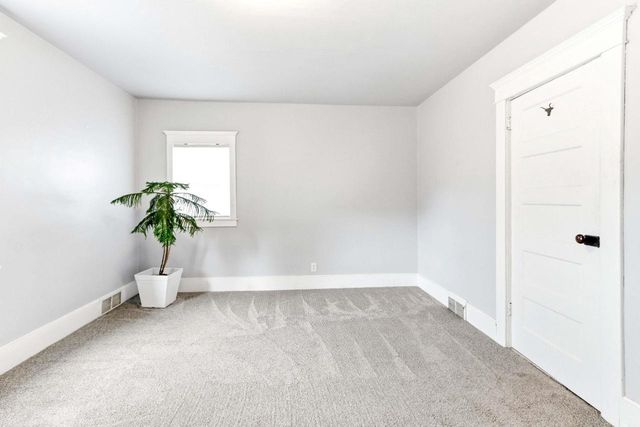 555 Pine Avenue, Hillsboro, WI 54634