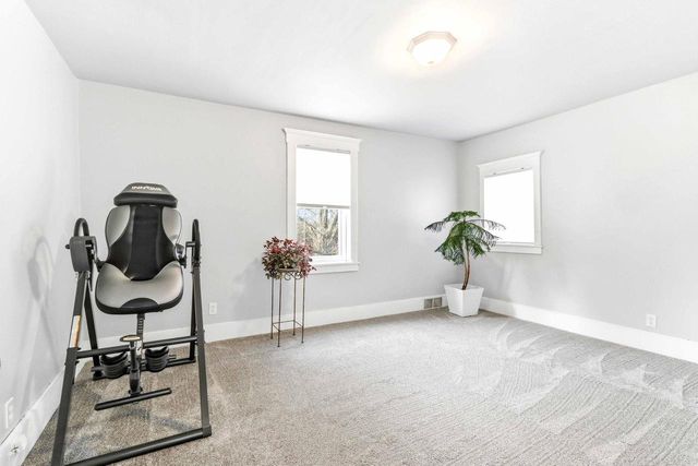 555 Pine Avenue, Hillsboro, WI 54634