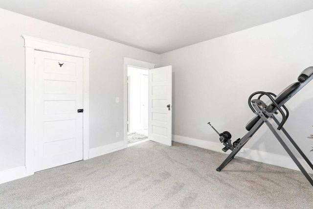 555 Pine Avenue, Hillsboro, WI 54634