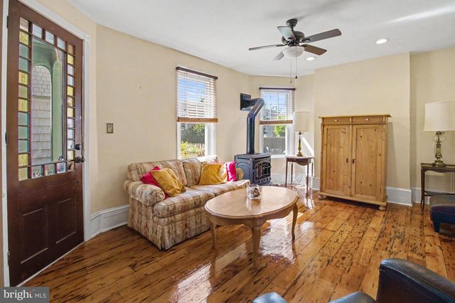 853 BERKELEY AVE, Trenton, NJ 08618