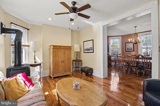 853 BERKELEY AVE, Trenton, NJ 08618