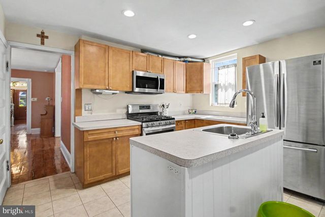 853 BERKELEY AVE, Trenton, NJ 08618