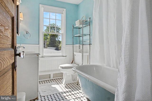 853 BERKELEY AVE, Trenton, NJ 08618
