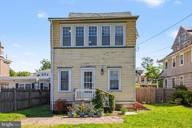 853 BERKELEY AVE, Trenton, NJ 08618