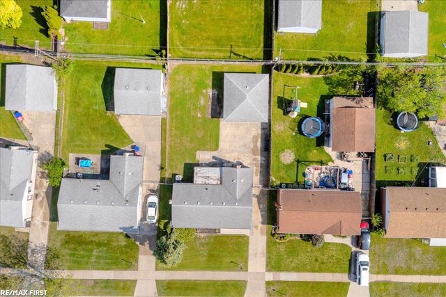 17523 Moors Avenue, Fraser, MI 48026