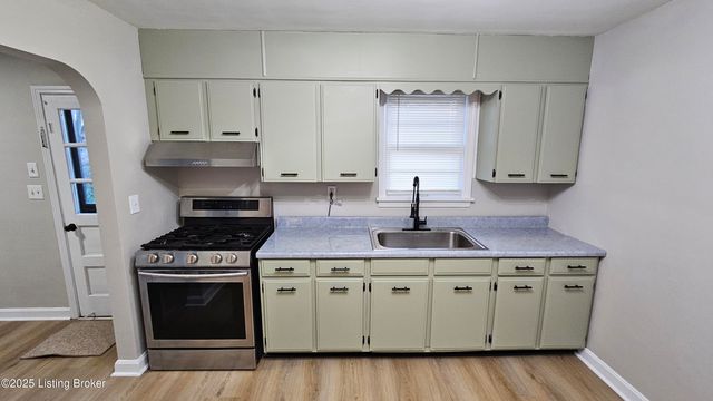 1311 Haskin Ave, Louisville, KY 40215