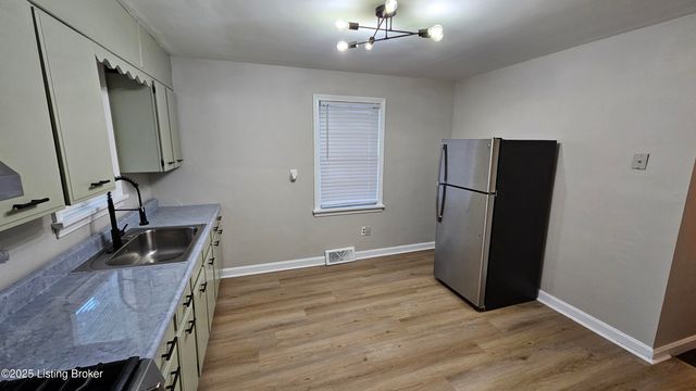 1311 Haskin Ave, Louisville, KY 40215