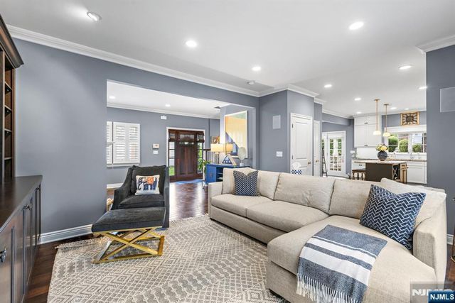 70 Cecelia Avenue, Cliffside Park, NJ 07010