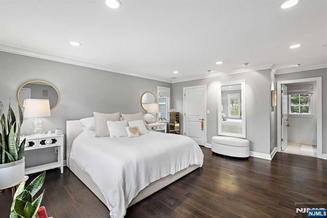 70 Cecelia Avenue, Cliffside Park, NJ 07010