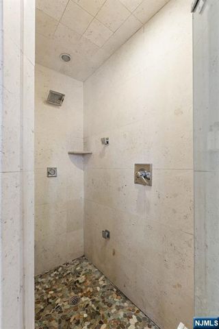 70 Cecelia Avenue, Cliffside Park, NJ 07010