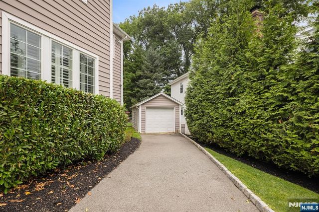 70 Cecelia Avenue, Cliffside Park, NJ 07010