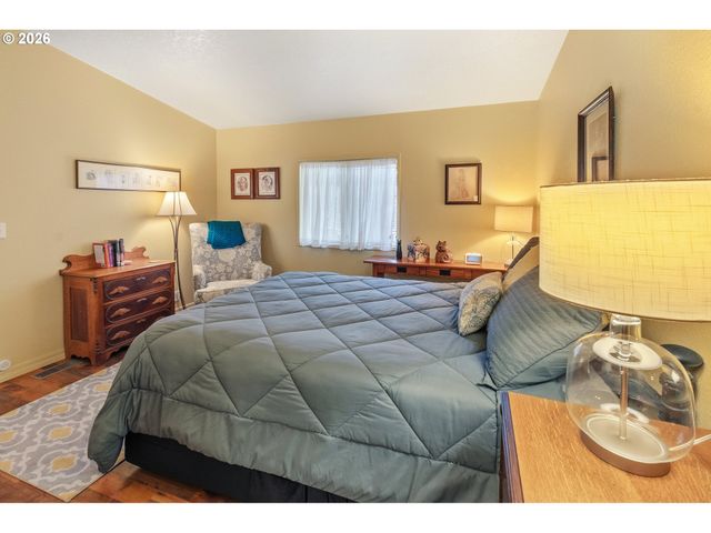 336 19TH St, Port Orford, OR 97465