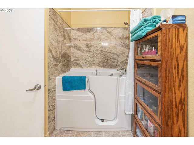336 19TH St, Port Orford, OR 97465