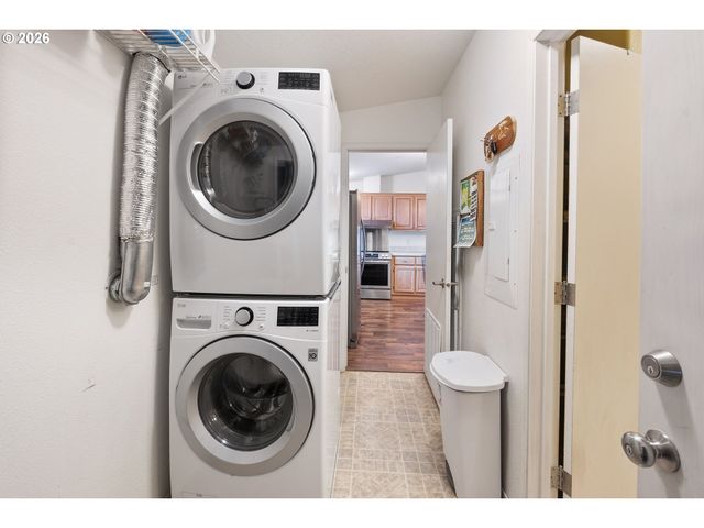 336 19TH St, Port Orford, OR 97465