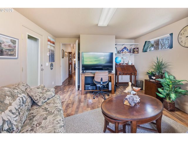 336 19TH St, Port Orford, OR 97465
