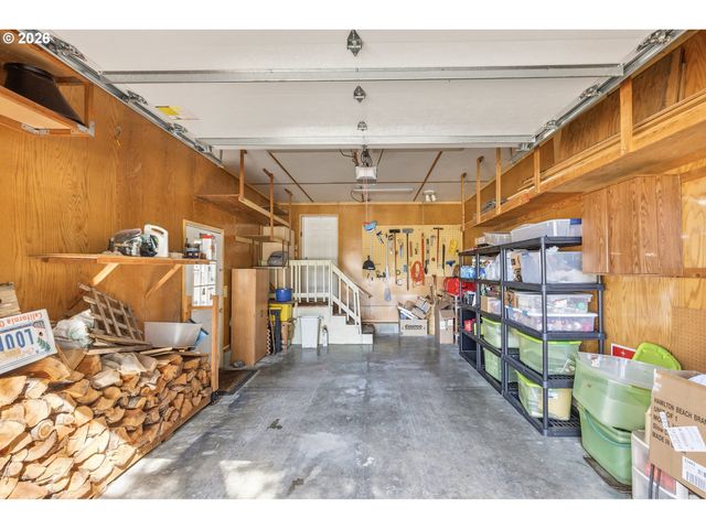 336 19TH St, Port Orford, OR 97465