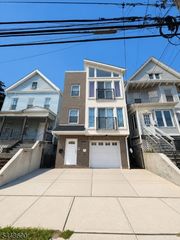 83 Stuyvesant Ave, Newark City, NJ 07106