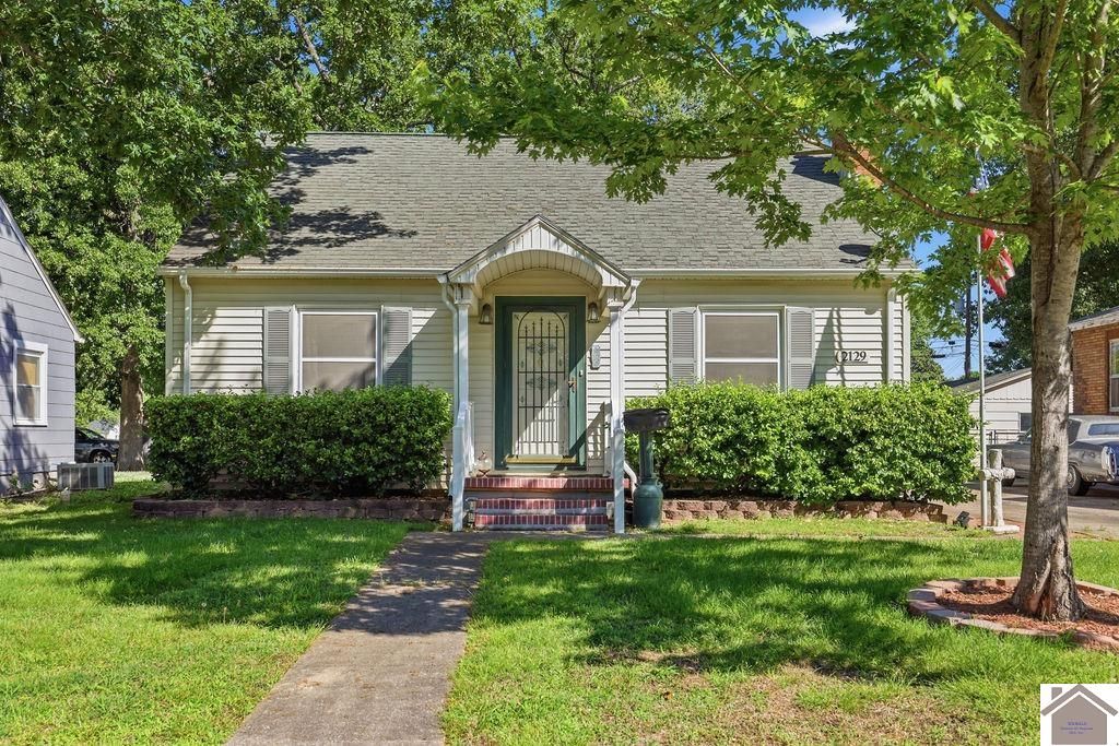 2129 Monroe St, Paducah, KY 42001