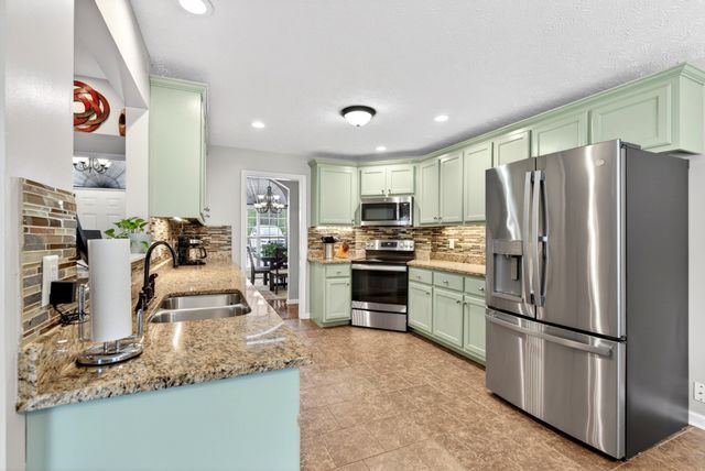 2610 Morrison Ln, Clarksville, TN 37040