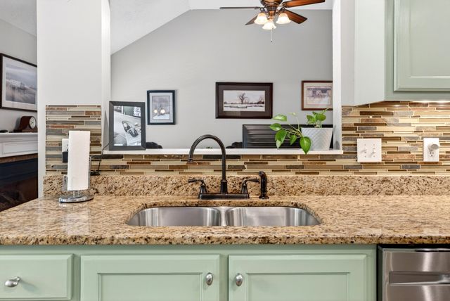 2610 Morrison Ln, Clarksville, TN 37040