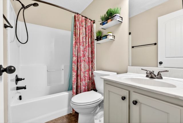 2610 Morrison Ln, Clarksville, TN 37040
