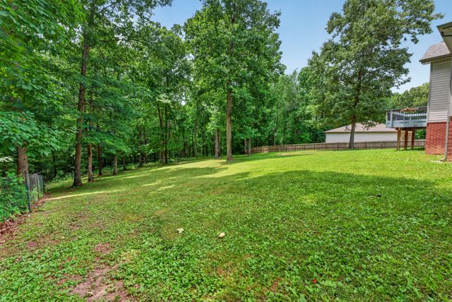 2610 Morrison Ln, Clarksville, TN 37040