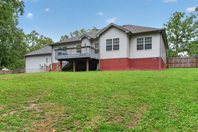 2610 Morrison Ln, Clarksville, TN 37040