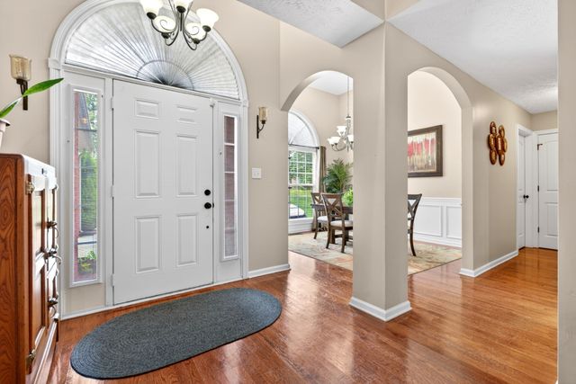 2610 Morrison Ln, Clarksville, TN 37040