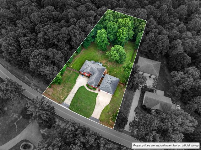 2610 Morrison Ln, Clarksville, TN 37040