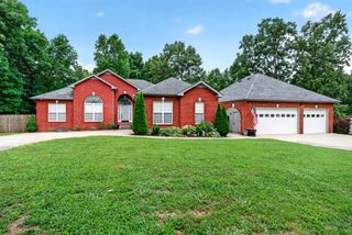 2610 Morrison Ln, Clarksville, TN 37040