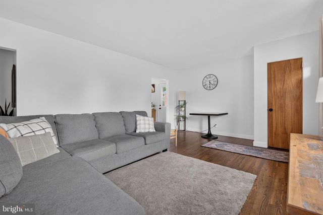 14 COUNTRY CLUB PL W, Camp Hill, PA 17011