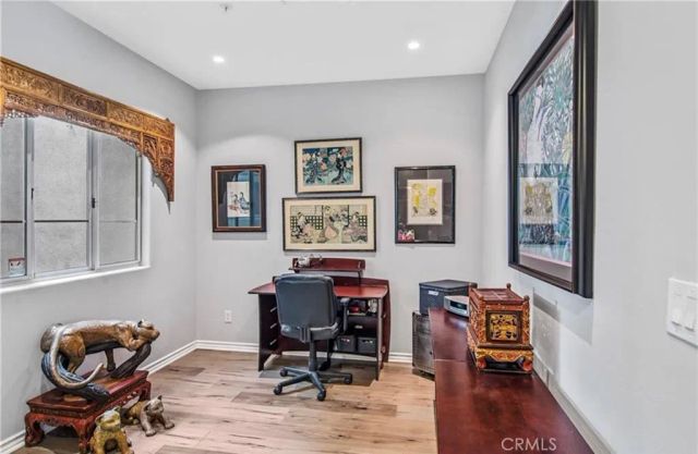2233 Martin 201, Irvine, CA 92612