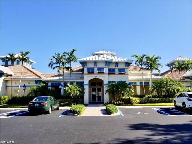 3017 Driftwood WAY 3001, Naples, FL 34109