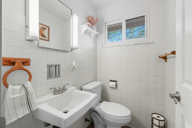 4620 Dodge Avenue, Fort Wayne, IN 46815