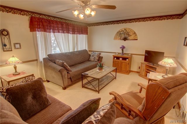 60 Goodrich Road, Lackawanna, NY 14218