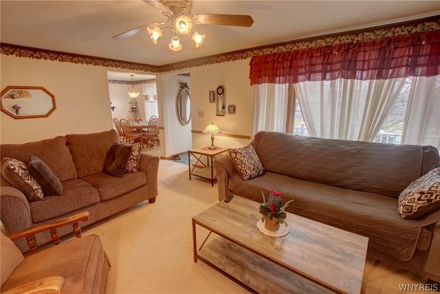 60 Goodrich Road, Lackawanna, NY 14218