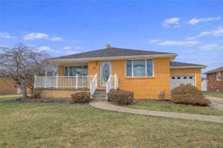 60 Goodrich Road, Lackawanna, NY 14218