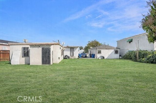 2106 E 113th, Los Angeles, CA 90059