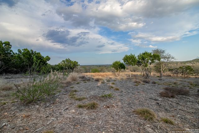 49 Cool Creek, Camp Verde, TX 78010