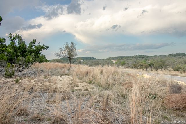 49 Cool Creek, Camp Verde, TX 78010