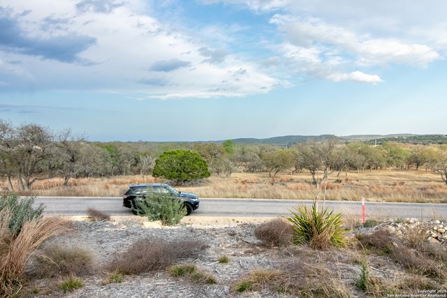 49 Cool Creek, Camp Verde, TX 78010