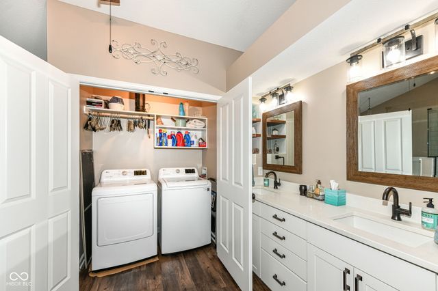 9825 Covington Boulevard, Fishers, IN 46037