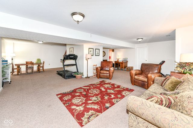 9825 Covington Boulevard, Fishers, IN 46037