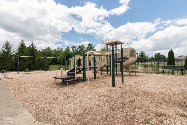 9825 Covington Boulevard, Fishers, IN 46037