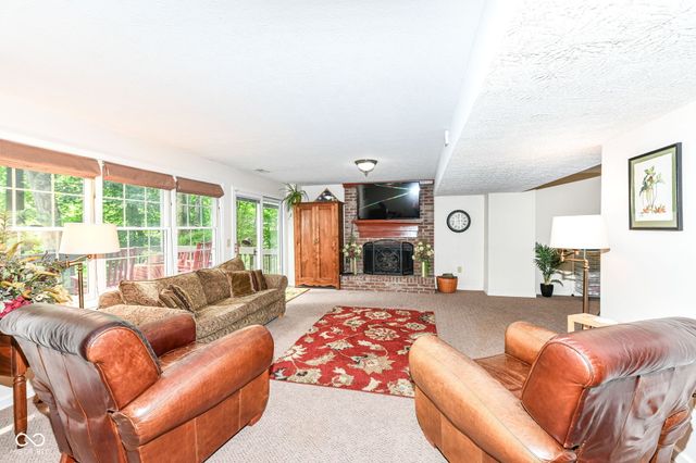 9825 Covington Boulevard, Fishers, IN 46037