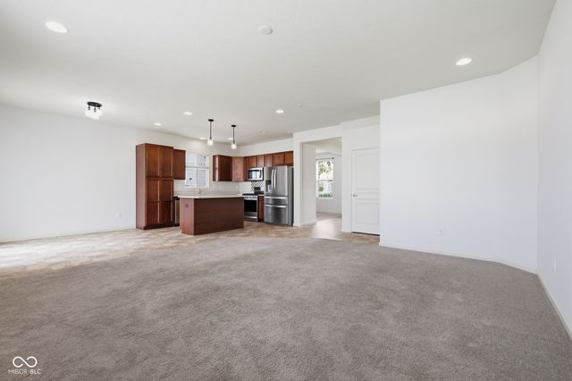 6660 Harvest Moon Lane, Whitestown, IN 46075
