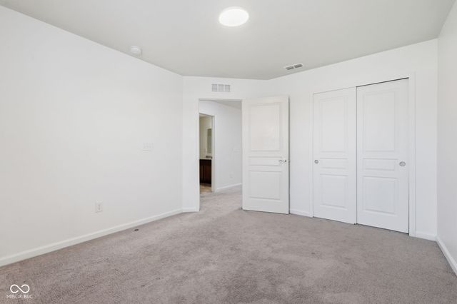 6660 Harvest Moon Lane, Whitestown, IN 46075