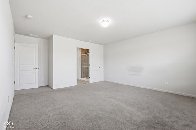 6660 Harvest Moon Lane, Whitestown, IN 46075