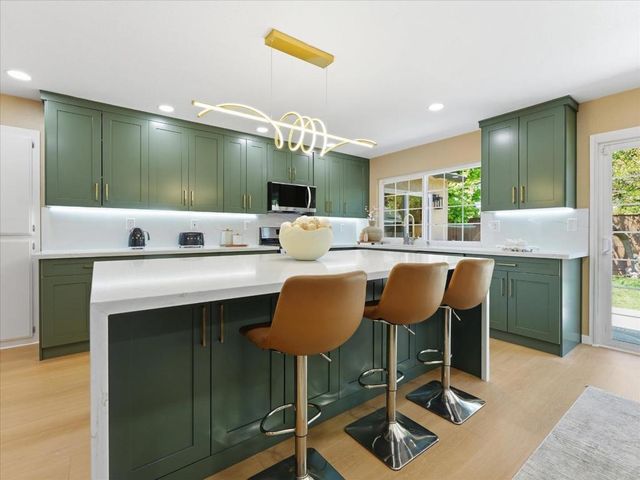4999 Massachusetts Drive, San Jose, CA 95136