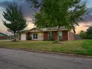 2027 P St SW, Miami, OK 74354